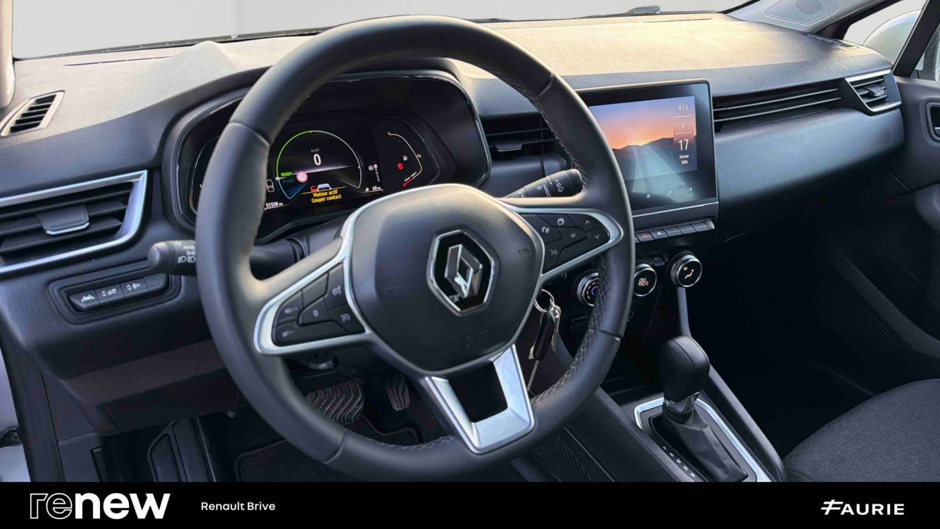 Acheter Renault Clio 5 Clio E-Tech 140 - 21N Business 5p occasion dans les concessions du Groupe Faurie