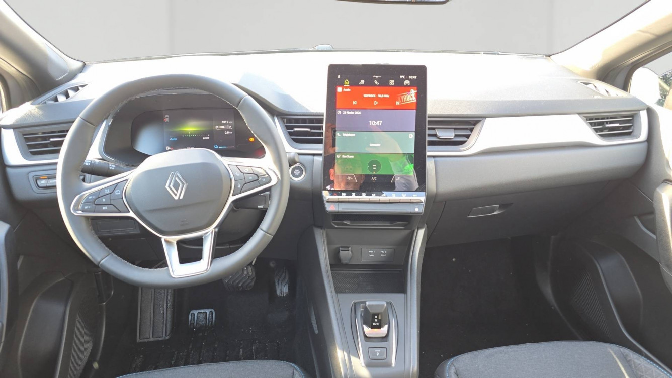 Acheter Renault Captur 2 Captur E-Tech full hybrid 160 ch Evolution 5p neuf dans les concessions du Groupe Faurie