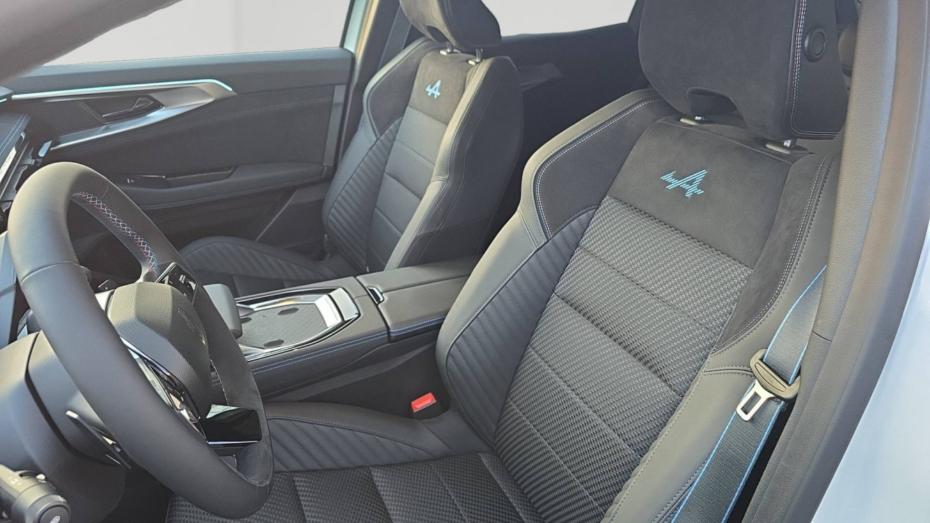 Acheter Renault Austral Austral full hybrid E-Tech 200 ch Esprit Alpine 5p neuf dans les concessions du Groupe Faurie