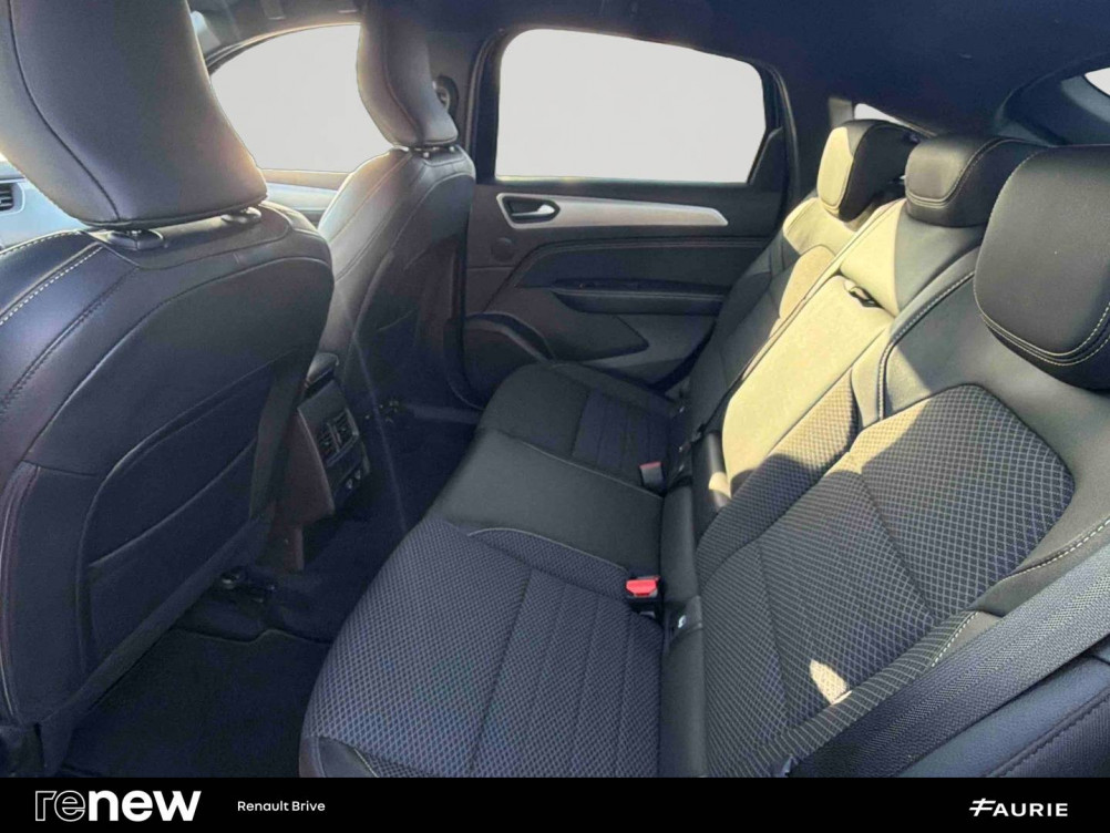 Acheter Renault Arkana Arkana E-Tech 145 - 23 Techno 5p occasion dans les concessions du Groupe Faurie