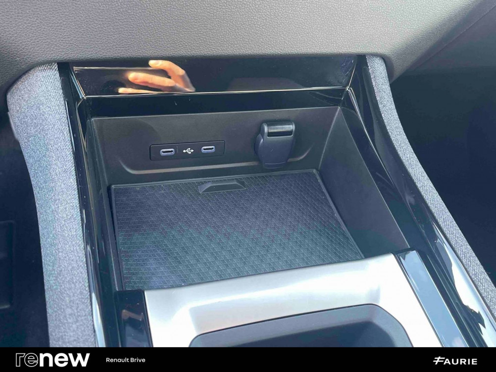 Acheter Renault Austral Austral E-Tech full hybrid 200 GSR2 Evolution 5p occasion dans les concessions du Groupe Faurie