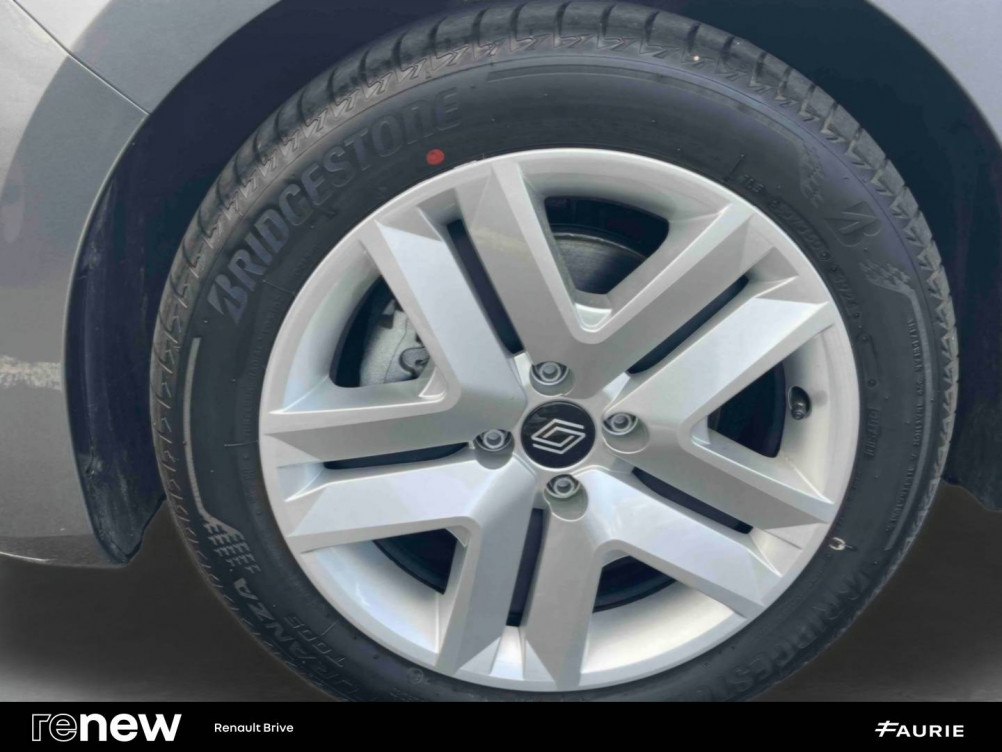 Acheter Renault Clio 5 Clio E-Tech full hybrid 145 ch GSR2 Evolution 5p occasion dans les concessions du Groupe Faurie