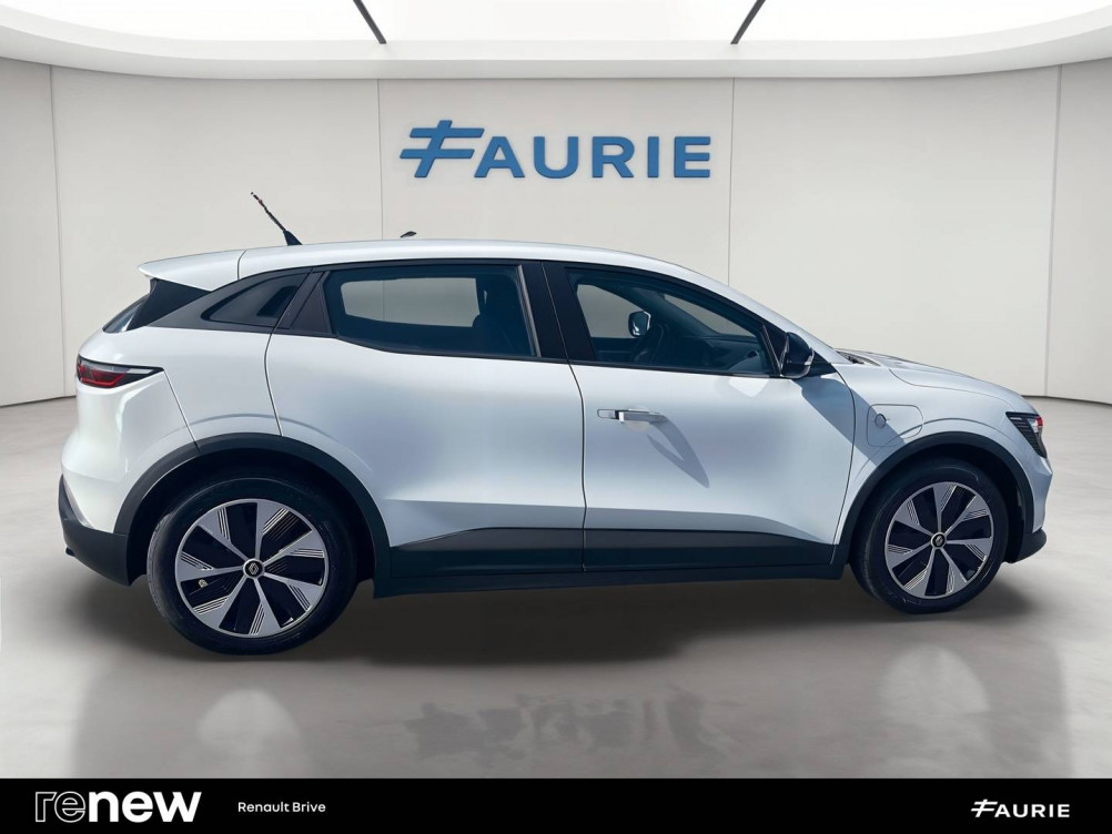 Acheter Renault Megane E-Tech Megane E-Tech ER EV60 130ch super charge Evolution 5p occasion dans les concessions du Groupe Faurie