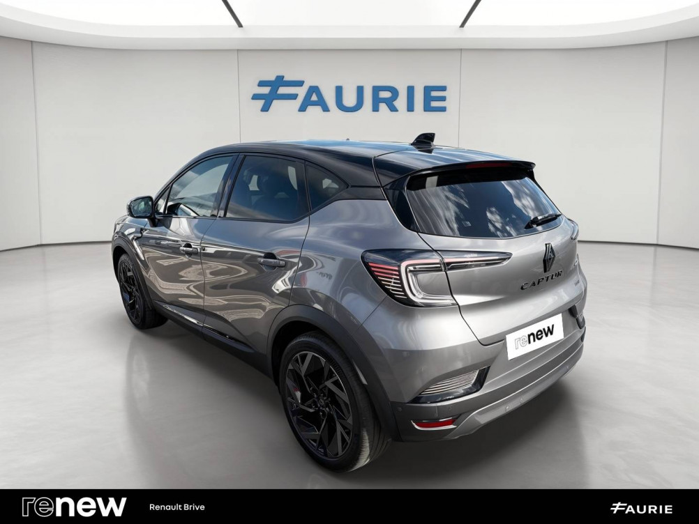 Acheter Renault Captur 2 Captur E-Tech full hybrid 145 ch esprit Alpine 5p occasion dans les concessions du Groupe Faurie