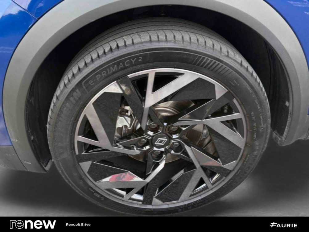 Acheter Renault Captur 2 Captur E-Tech full hybrid 145 ch esprit Alpine 5p occasion dans les concessions du Groupe Faurie