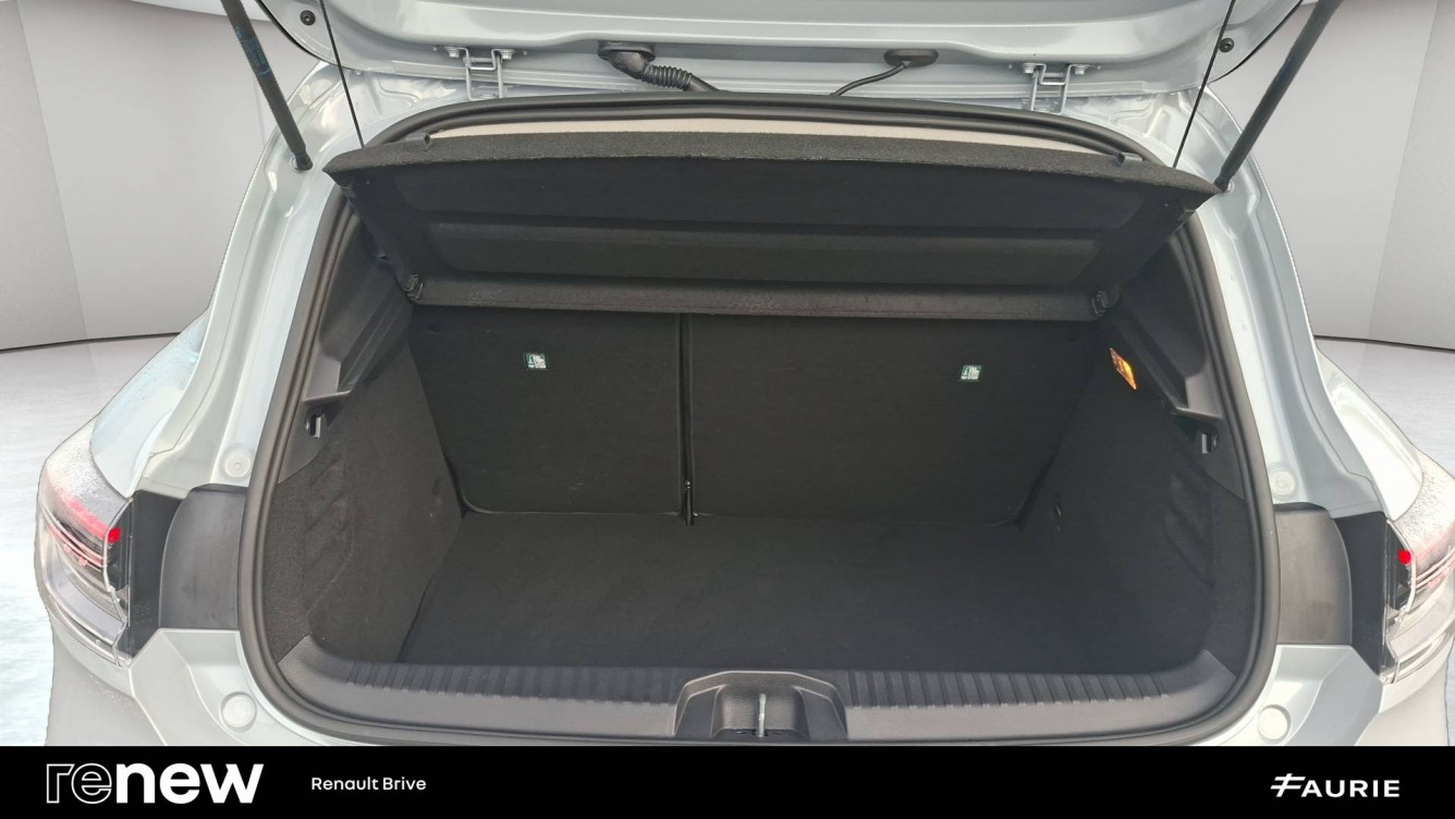 Acheter Renault Clio 5 Clio E-Tech full hybrid 145 ch GSR2 Evolution 5p occasion dans les concessions du Groupe Faurie