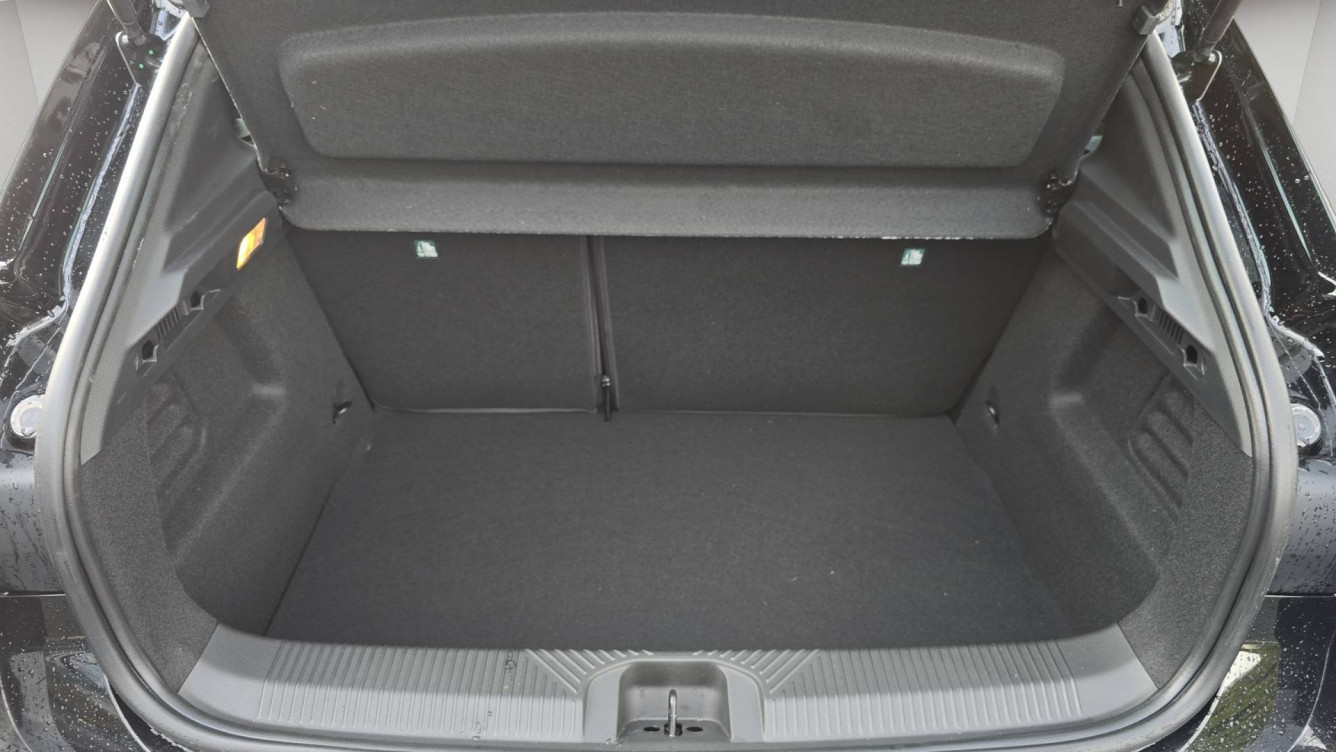 Acheter Renault Clio 6 Clio E-Tech full hybrid 160 ch Evolution 5p neuf dans les concessions du Groupe Faurie