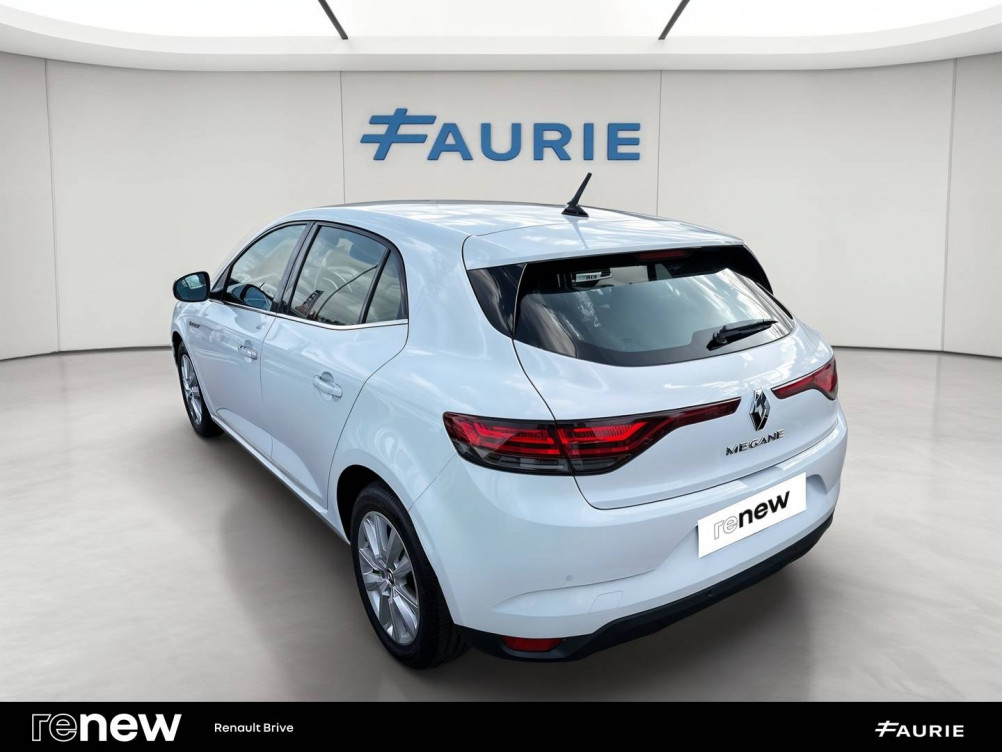 Acheter Renault Megane 4 Mégane IV Berline Blue dCi 115 Business 5p occasion dans les concessions du Groupe Faurie