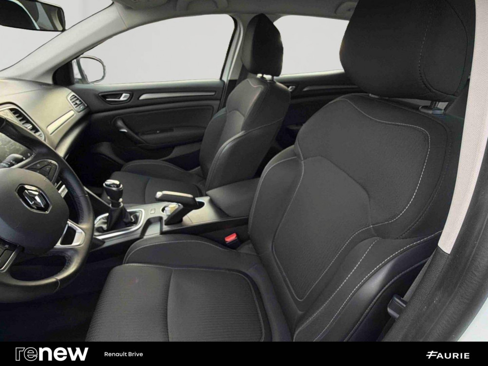 Acheter Renault Megane 4 Mégane IV Berline Blue dCi 115 Business 5p occasion dans les concessions du Groupe Faurie