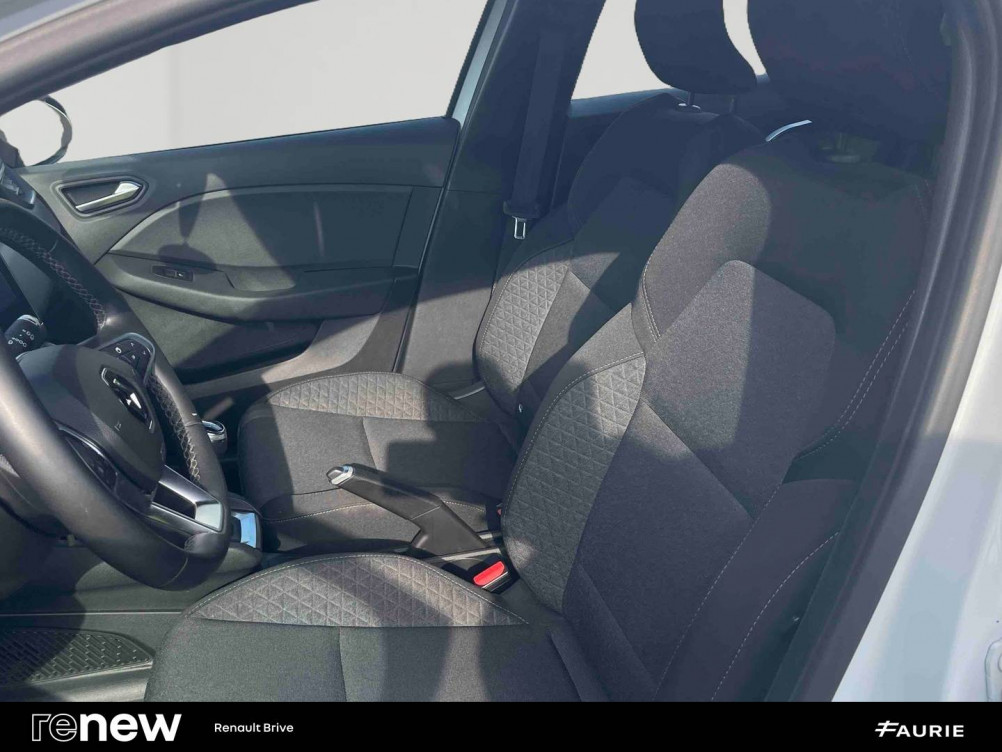 Acheter Renault Clio 5 Clio TCe 90 - 21 Zen 5p occasion dans les concessions du Groupe Faurie
