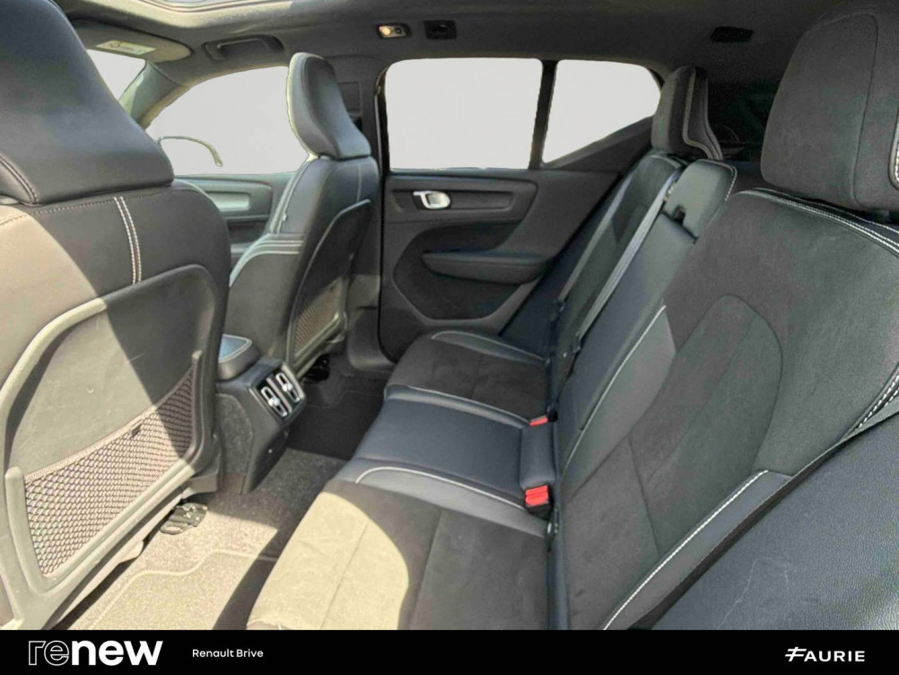 Acheter Volvo XC40 XC40 T3 163 ch R-Design 5p occasion dans les concessions du Groupe Faurie