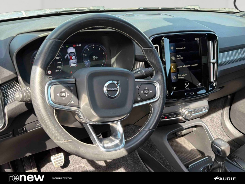 Acheter Volvo XC40 XC40 T3 163 ch R-Design 5p occasion dans les concessions du Groupe Faurie