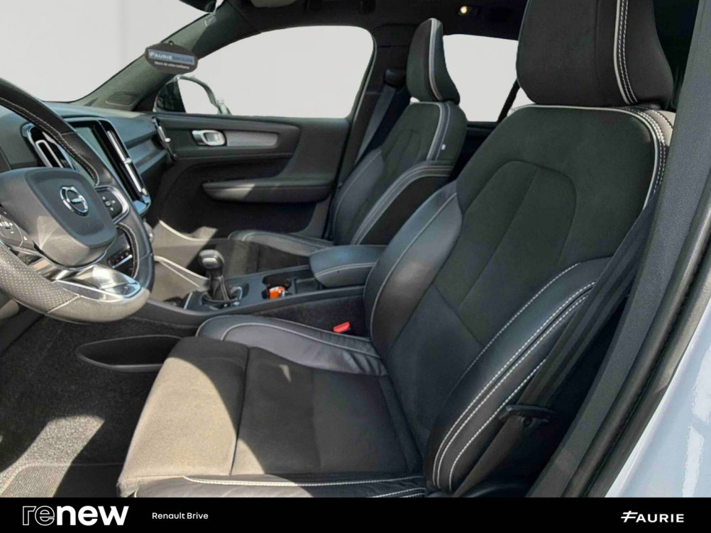 Acheter Volvo XC40 XC40 T3 163 ch R-Design 5p occasion dans les concessions du Groupe Faurie