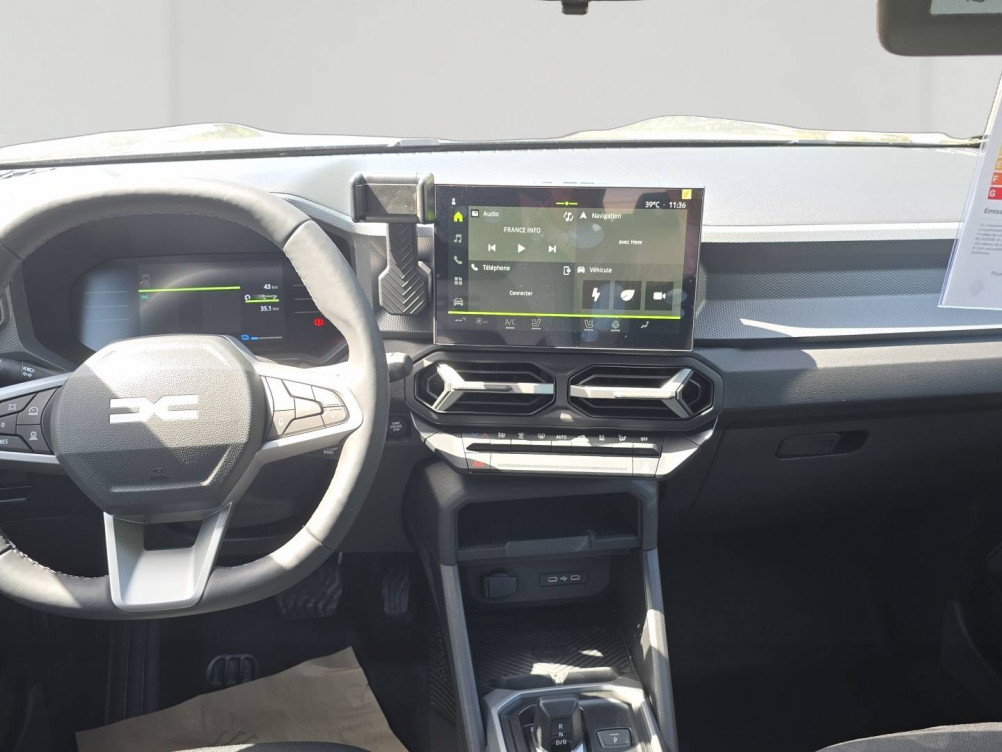 Acheter Dacia Duster Duster Hybrid 155 Journey 5p neuf dans les concessions du Groupe Faurie