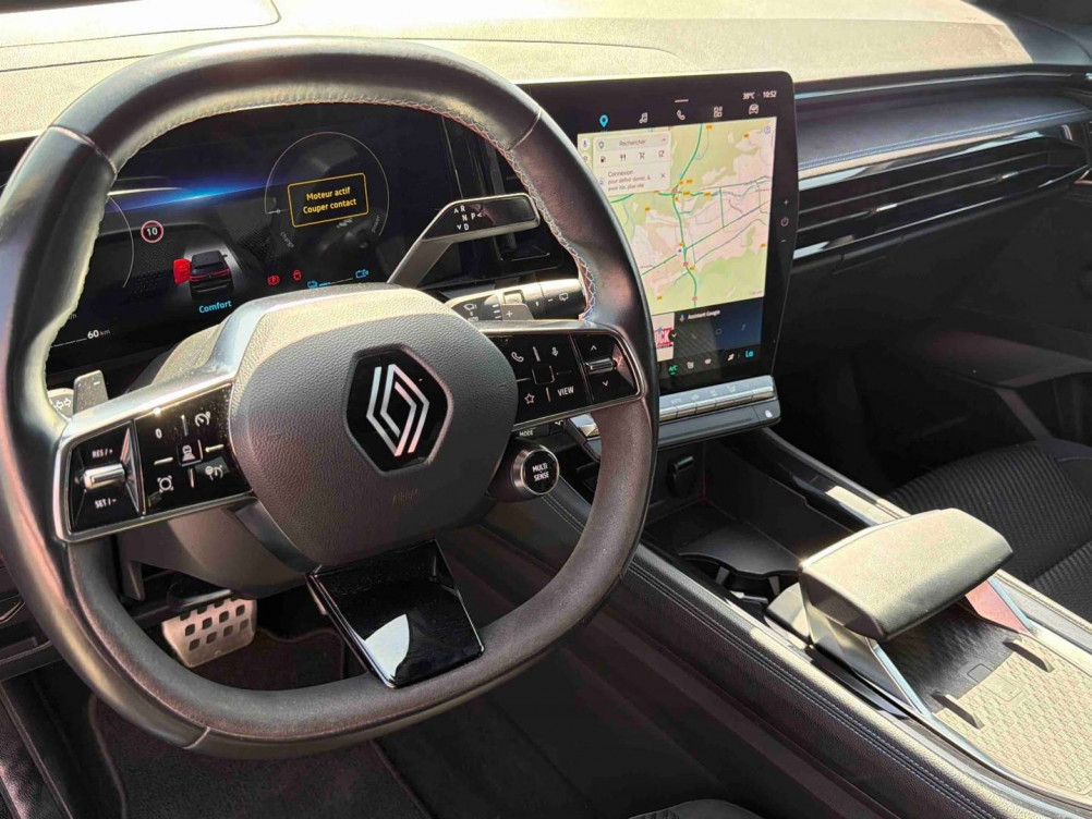 Acheter Renault Austral Austral E-Tech hybrid 200 Iconic esprit Alpine 5p occasion dans les concessions du Groupe Faurie
