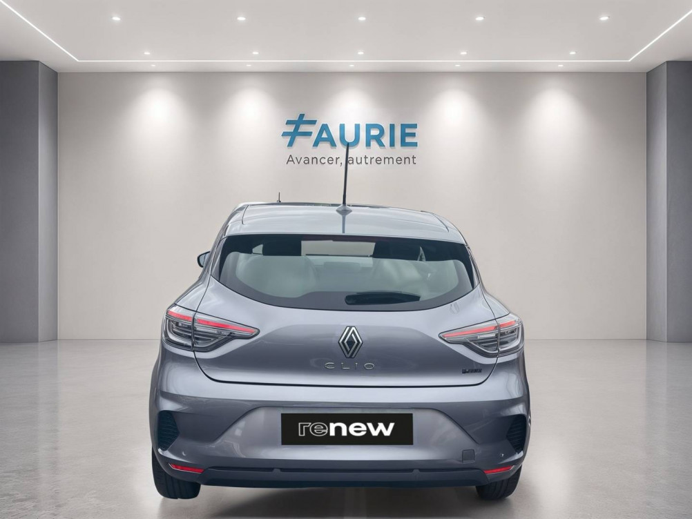 Acheter Renault Clio 5 Clio E-Tech full hybrid 145 Evolution 5p occasion dans les concessions du Groupe Faurie