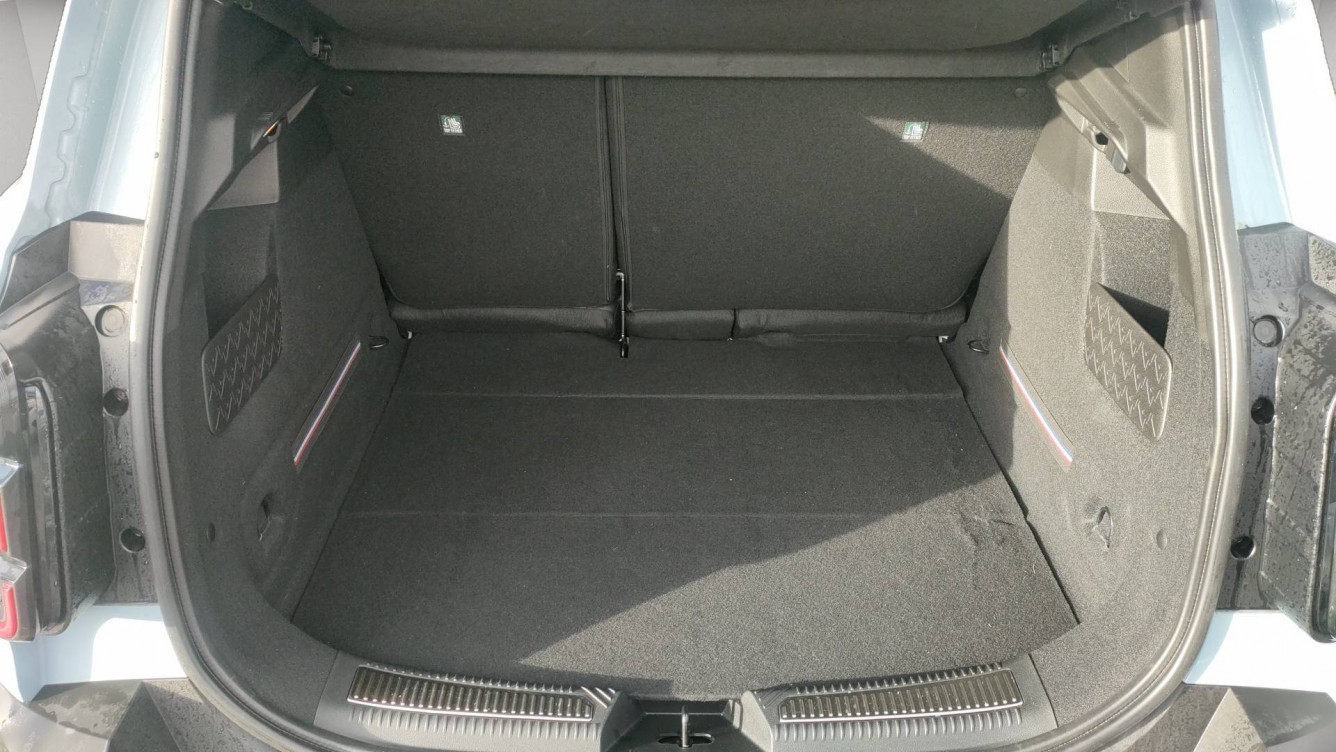 Acheter Renault Renault 4 Renault 4 E-Tech Electrique 150 ch autonomie confort Iconic 5p neuf dans les concessions du Groupe Faurie