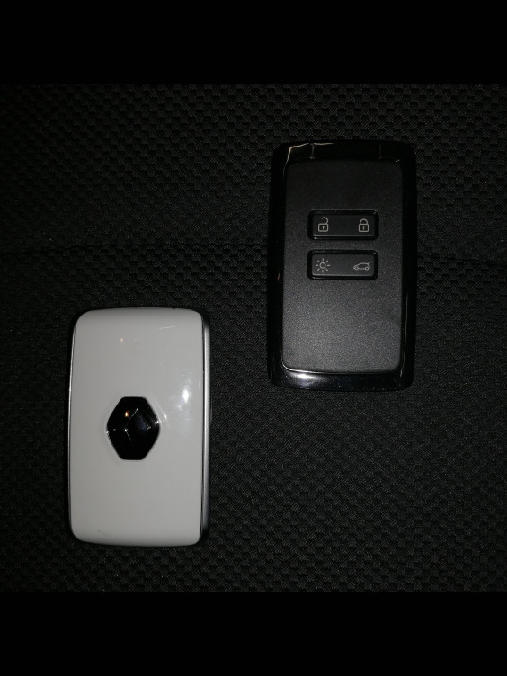 Acheter Renault Megane 4 Megane IV Berline Blue dCi 115 EDC Evolution 5p occasion dans les concessions du Groupe Faurie