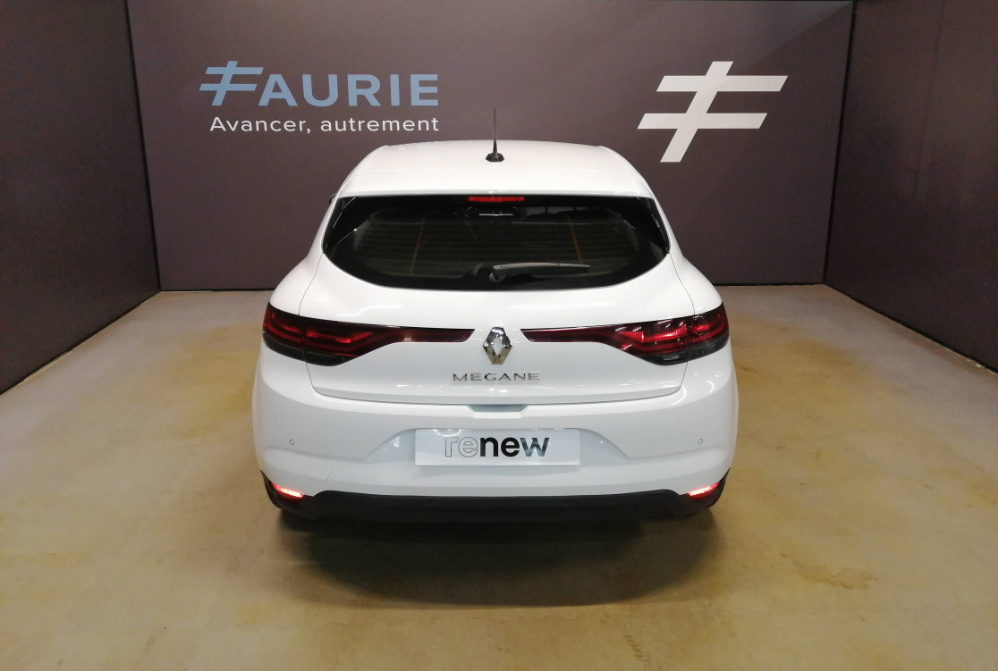 Acheter Renault Megane 4 Megane IV Berline Blue dCi 115 EDC Evolution 5p occasion dans les concessions du Groupe Faurie