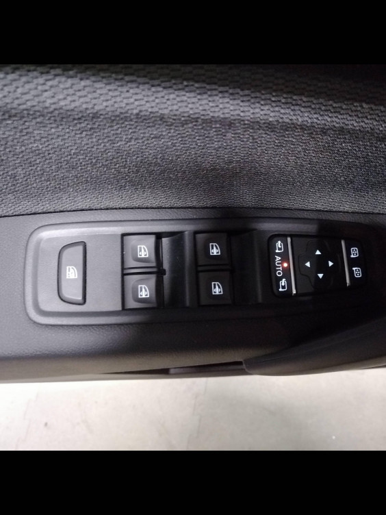 Acheter Renault Kangoo 3 Kangoo Blue dCi 95 Intens 5p occasion dans les concessions du Groupe Faurie