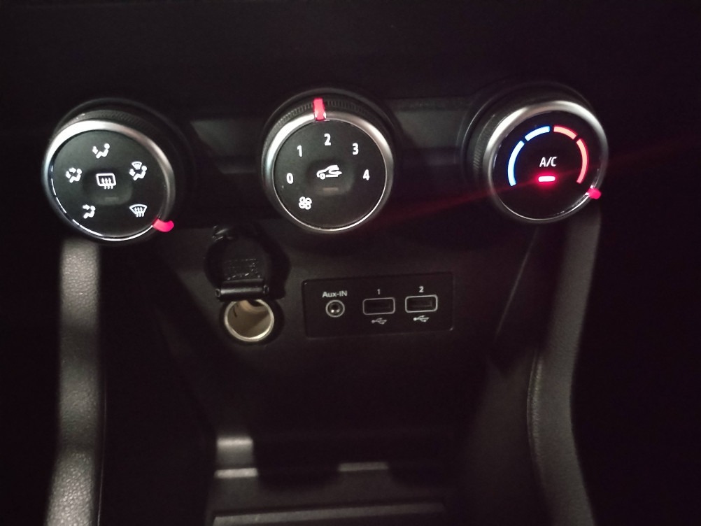 Acheter Renault Clio 5 Clio Blue dCi 100 - 21N Business 5p occasion dans les concessions du Groupe Faurie