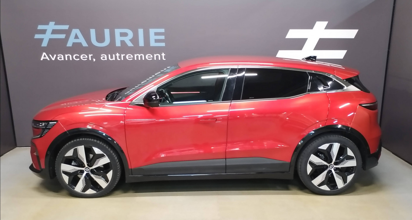 Acheter Renault Megane E-Tech Megane E-Tech EV40 130ch standard charge Techno 5p occasion dans les concessions du Groupe Faurie