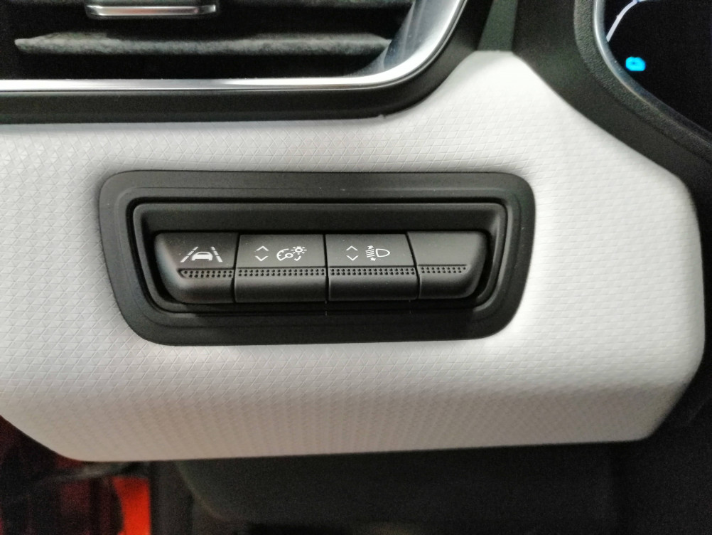 Acheter Renault Clio 5 Clio E-Tech 140 Intens 5p occasion dans les concessions du Groupe Faurie