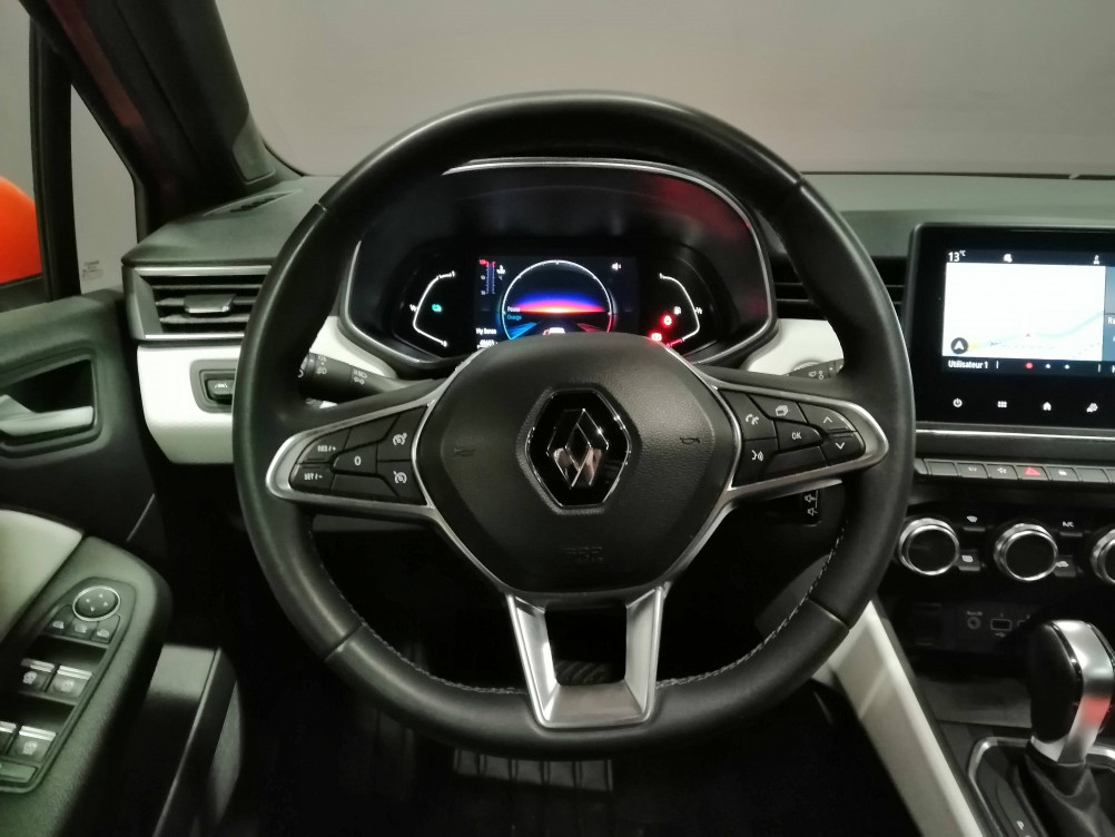 Acheter Renault Clio 5 Clio E-Tech 140 Intens 5p occasion dans les concessions du Groupe Faurie