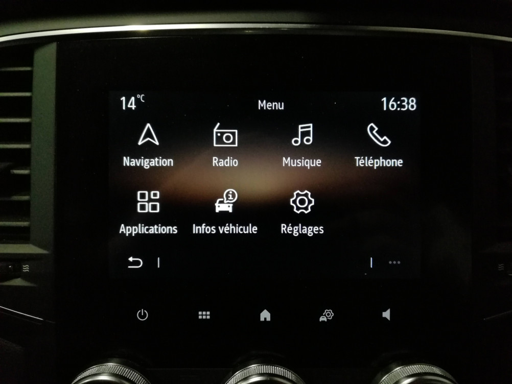 Acheter Renault Megane E-Tech Mégane IV Business Blue dCi 115 EDC Bac plastique Business 5p occasion dans les concessions du Groupe Faurie