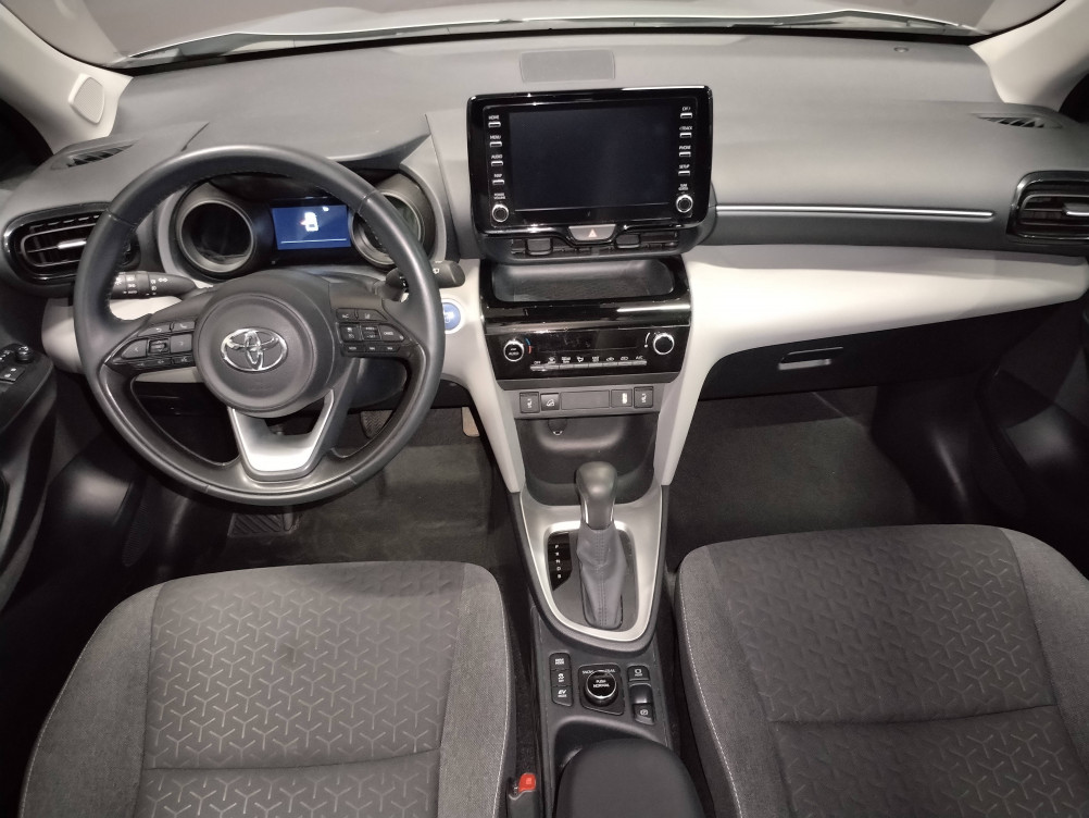 Acheter Toyota Yaris Cross Yaris Cross Hybride 116h AWD-i Dynamic Business + Programme Beyond Zero Academy 5p occasion dans les concessions du Groupe Faurie