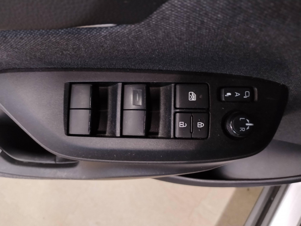Acheter Toyota Yaris Cross Yaris Cross Hybride 116h AWD-i Dynamic Business + Programme Beyond Zero Academy 5p occasion dans les concessions du Groupe Faurie