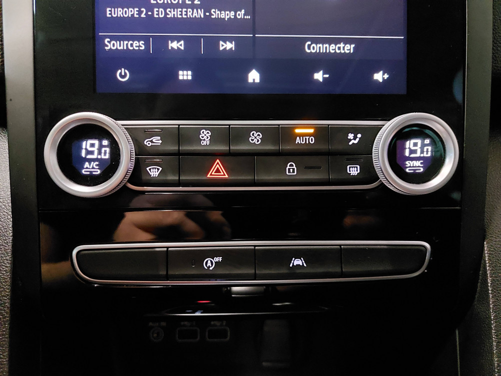 Acheter Renault Megane 4 Megane IV Berline Blue dCi 115 EDC Techno 5p occasion dans les concessions du Groupe Faurie