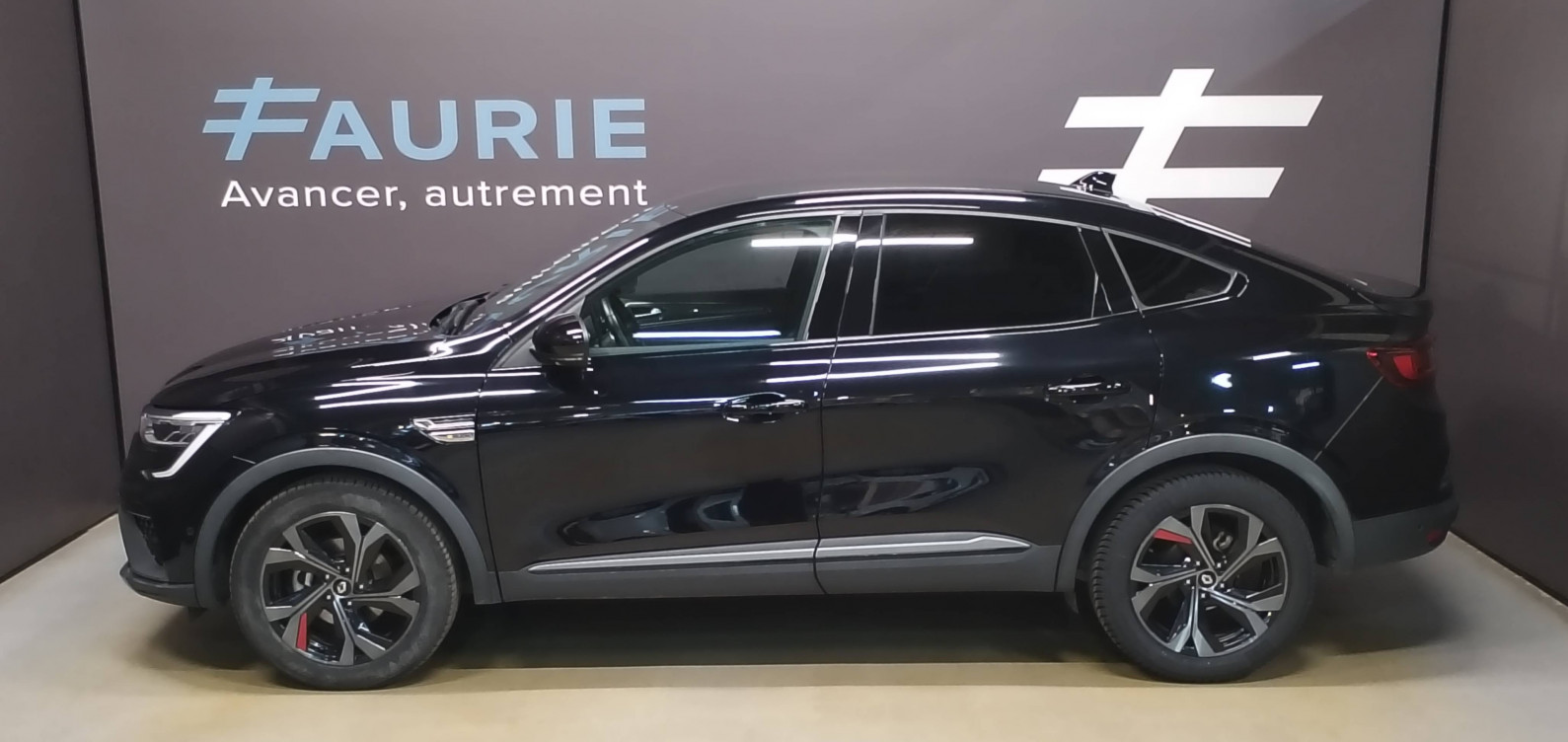 Acheter Renault Arkana Arkana E-Tech 145 - 21B R.S. Line 5p occasion dans les concessions du Groupe Faurie