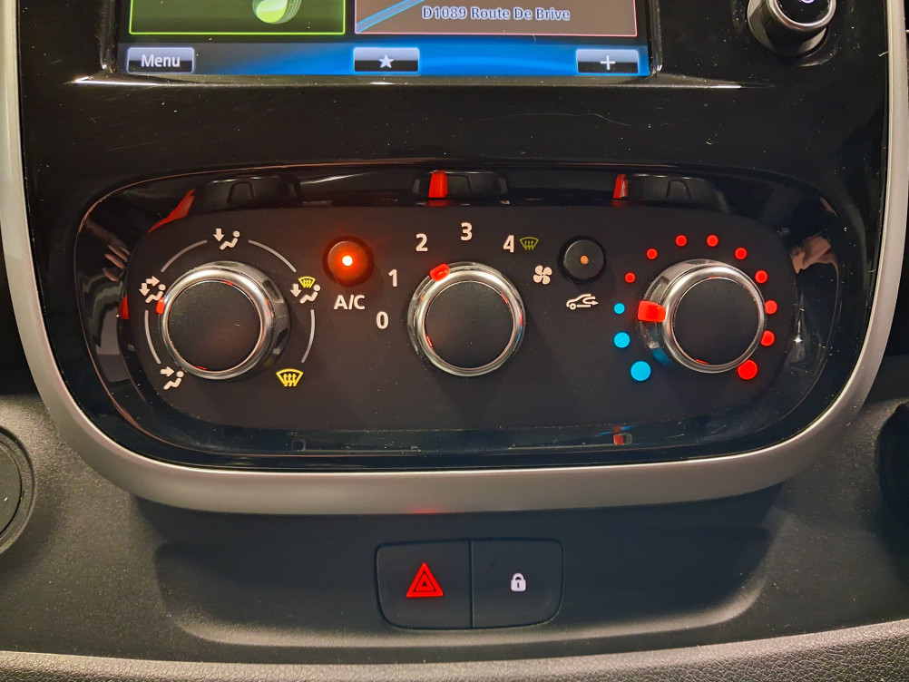 Acheter Renault Trafic 3 TRAFIC FGN L1H1 1000 KG DCI 120 GRAND CONFORT 4p occasion dans les concessions du Groupe Faurie