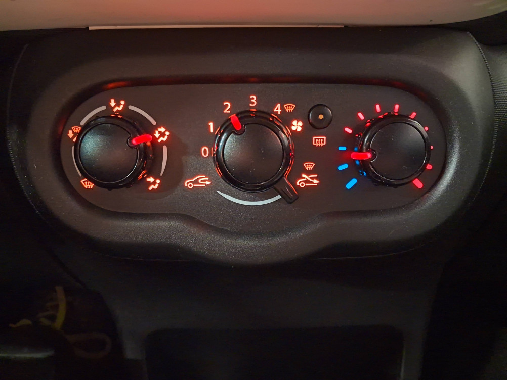 Acheter Renault Twingo 3 Twingo III SCe 65 Life 5p occasion dans les concessions du Groupe Faurie