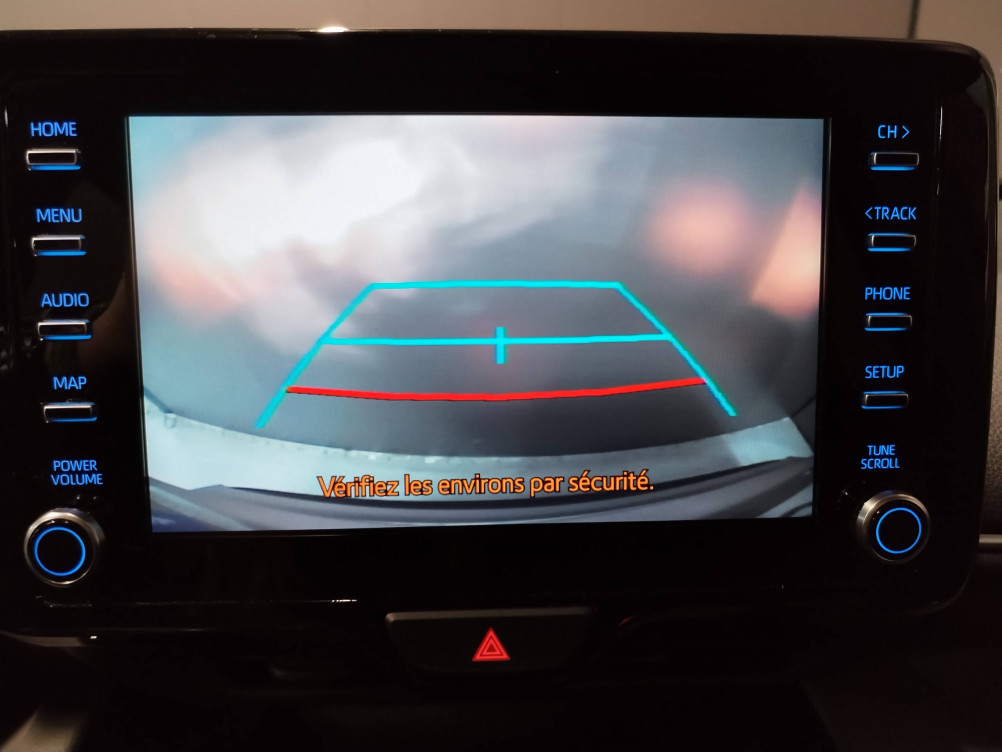 Acheter Toyota Yaris Cross Yaris Cross Hybride 116h AWD-i Dynamic Business + Programme Beyond Zero Academy 5p occasion dans les concessions du Groupe Faurie