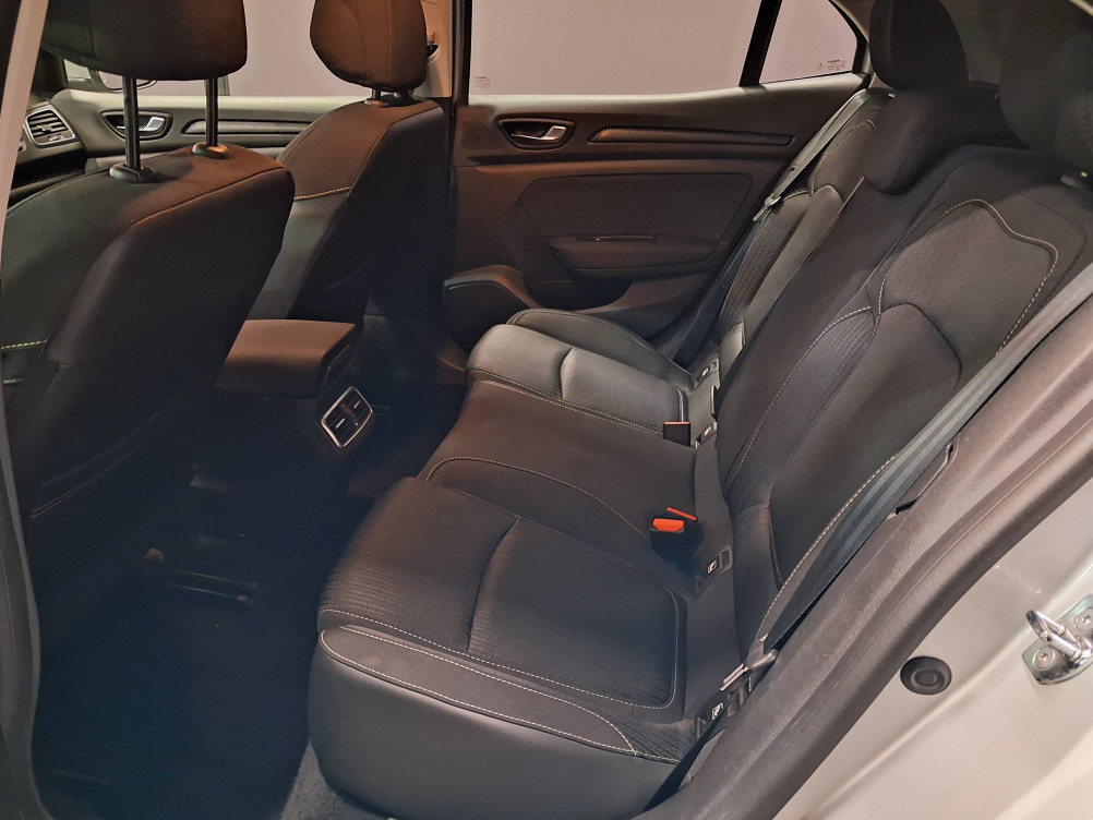 Acheter Renault Megane 4 Mégane IV Berline Blue dCi 115 Business 5p occasion dans les concessions du Groupe Faurie