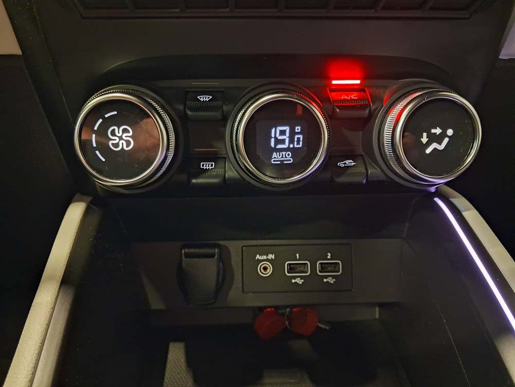 Acheter Renault Clio 5 Clio E-Tech 140 - 21N Intens 5p occasion dans les concessions du Groupe Faurie