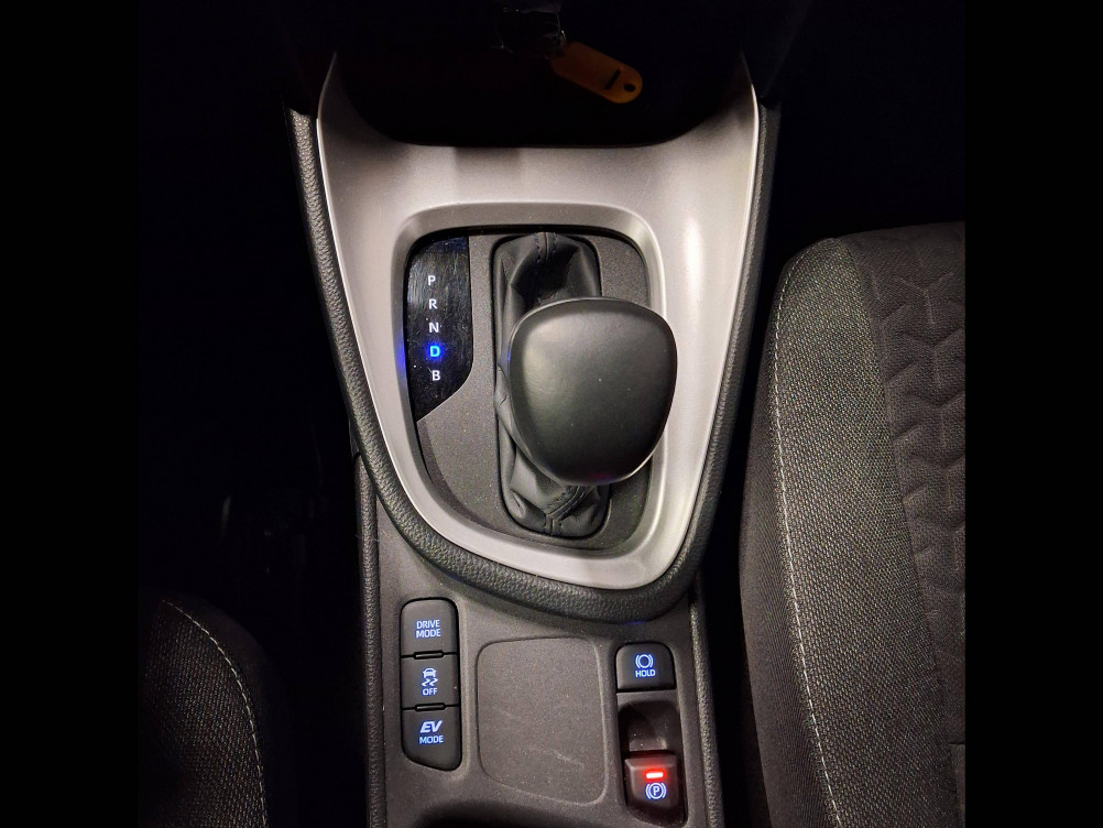 Acheter Toyota Yaris Cross Yaris Cross Hybride 116h 2WD Design 5p occasion dans les concessions du Groupe Faurie