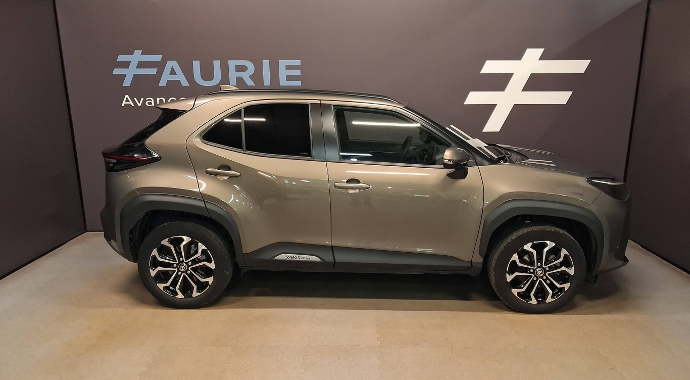 Acheter Toyota Yaris Cross Yaris Cross Hybride 116h 2WD Design 5p occasion dans les concessions du Groupe Faurie