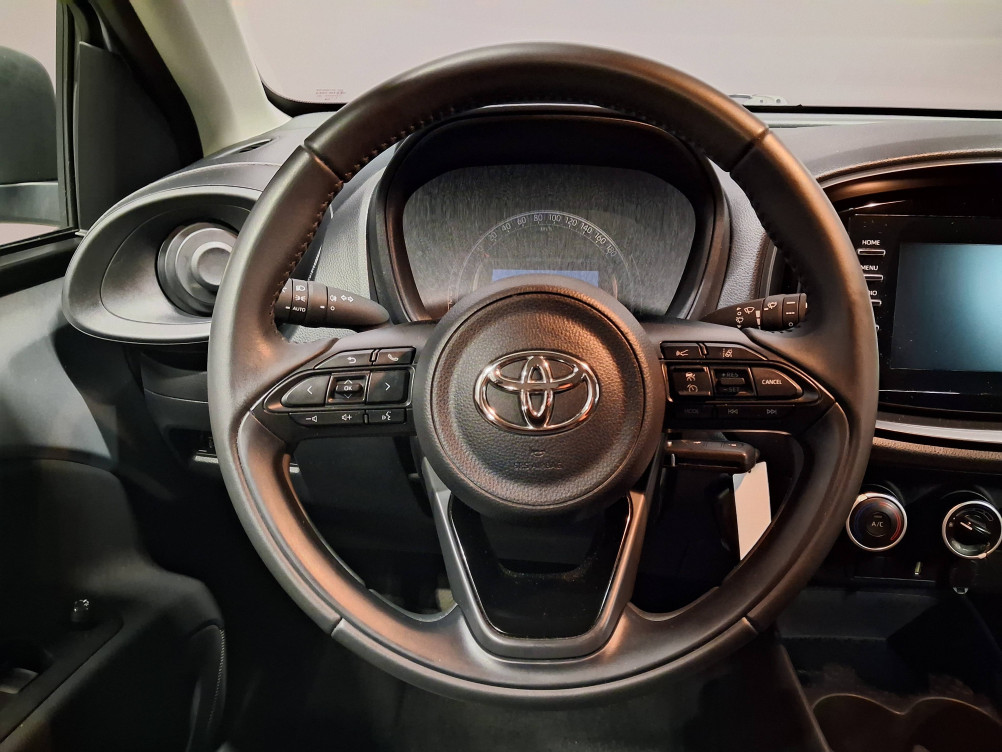 Acheter Toyota Aygo X Aygo X 1.0 VVT-i 72 Active Business 5p occasion dans les concessions du Groupe Faurie