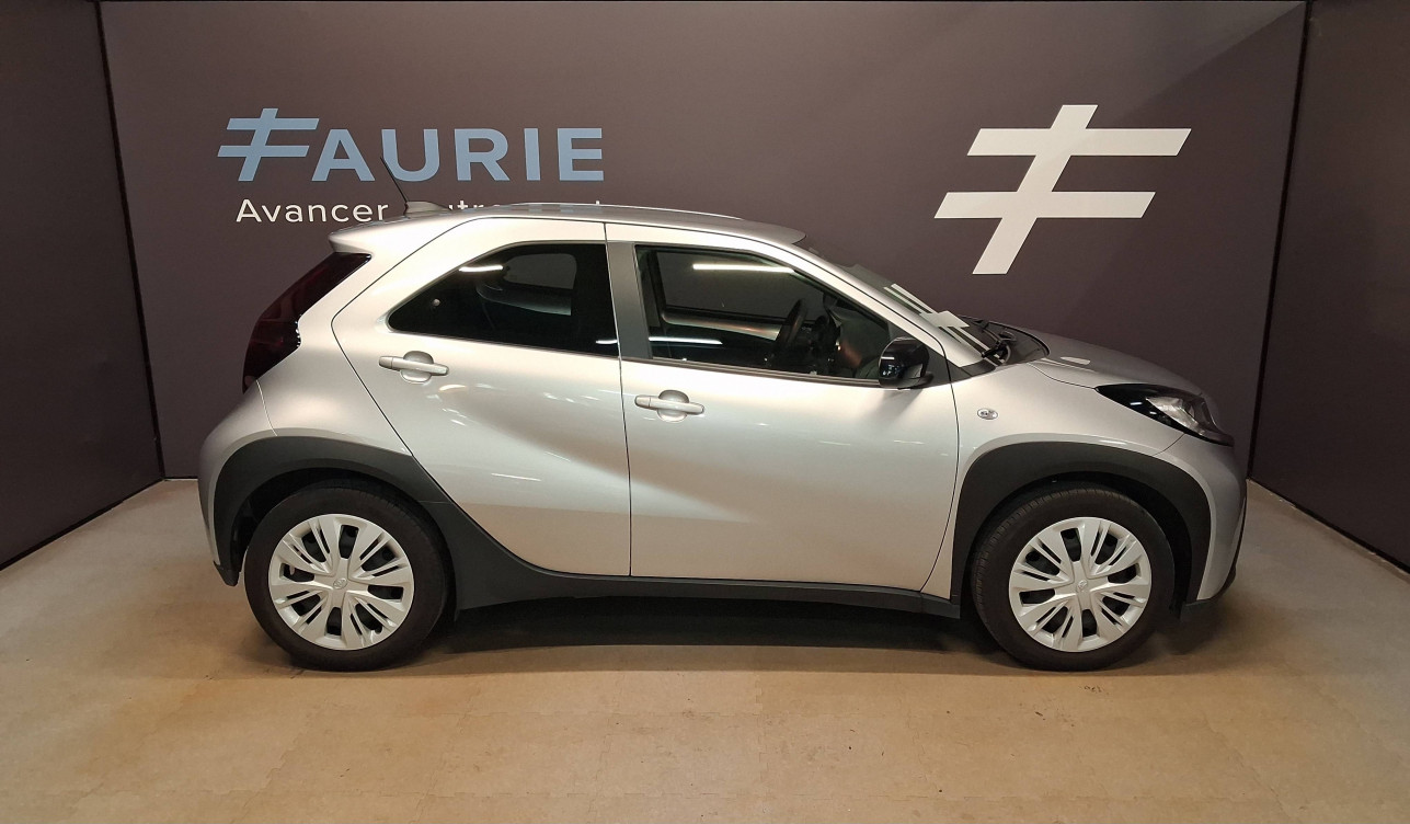 Acheter Toyota Aygo X Aygo X 1.0 VVT-i 72 Active Business 5p occasion dans les concessions du Groupe Faurie