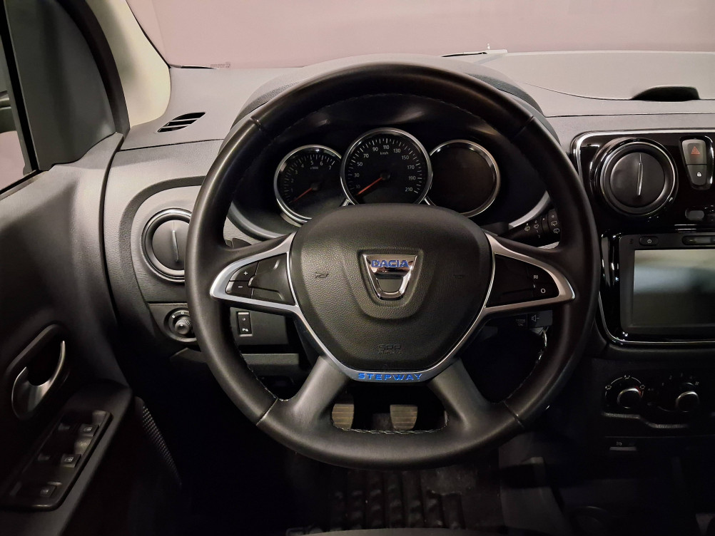 Acheter Dacia Lodgy Lodgy Blue dCi 115 7 places Stepway 5p occasion dans les concessions du Groupe Faurie