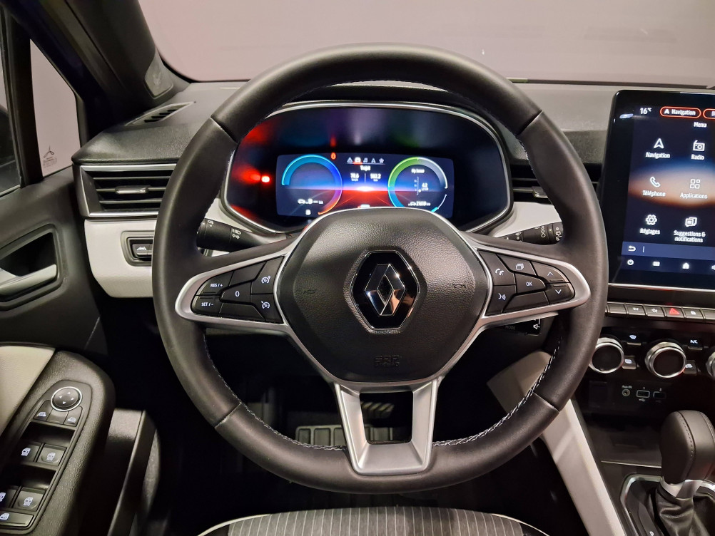 Acheter Renault Clio 5 Clio E-Tech full hybrid 145 Techno 5p occasion dans les concessions du Groupe Faurie