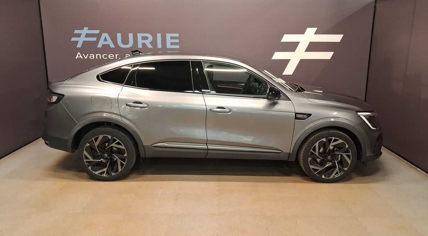 Acheter Renault Arkana Arkana TCe 160 EDC - 23 esprit Alpine 5p occasion dans les concessions du Groupe Faurie