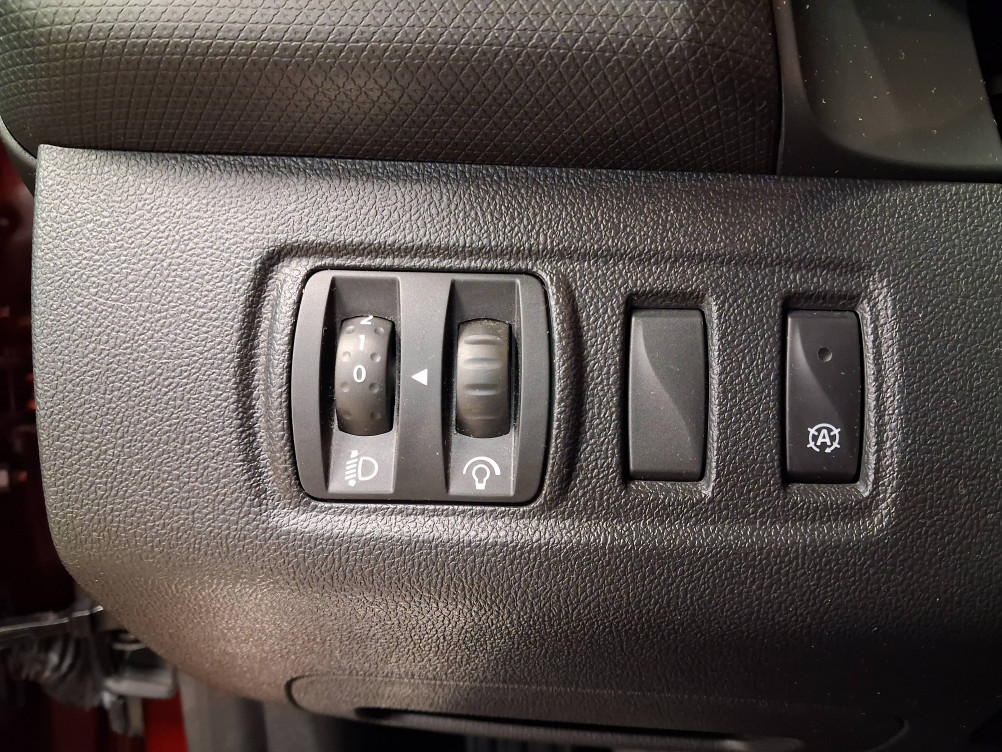 Acheter Renault Clio 4 Clio TCe 90 E6C Limited 5p occasion dans les concessions du Groupe Faurie