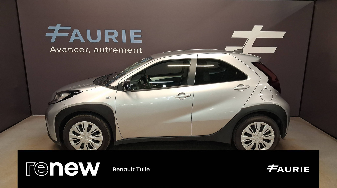 Acheter Toyota Aygo X Aygo X 1.0 VVT-i 72 Active Business 5p occasion dans les concessions du Groupe Faurie