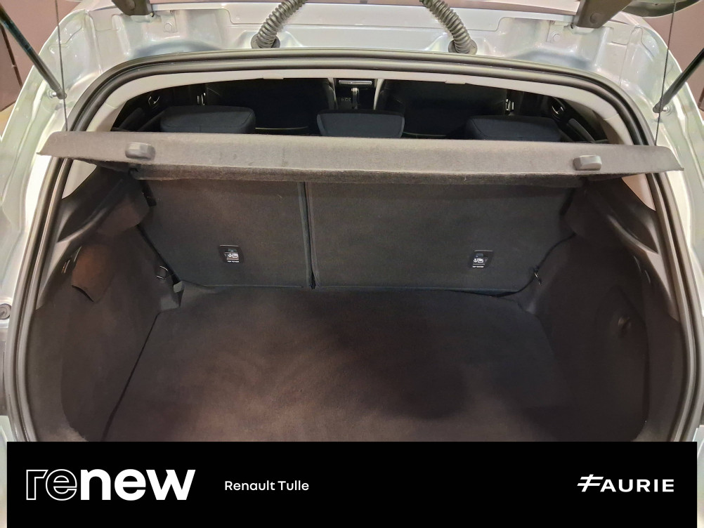 Acheter Renault Megane 4 Megane IV Berline Blue dCi 115 EDC Evolution 5p occasion dans les concessions du Groupe Faurie