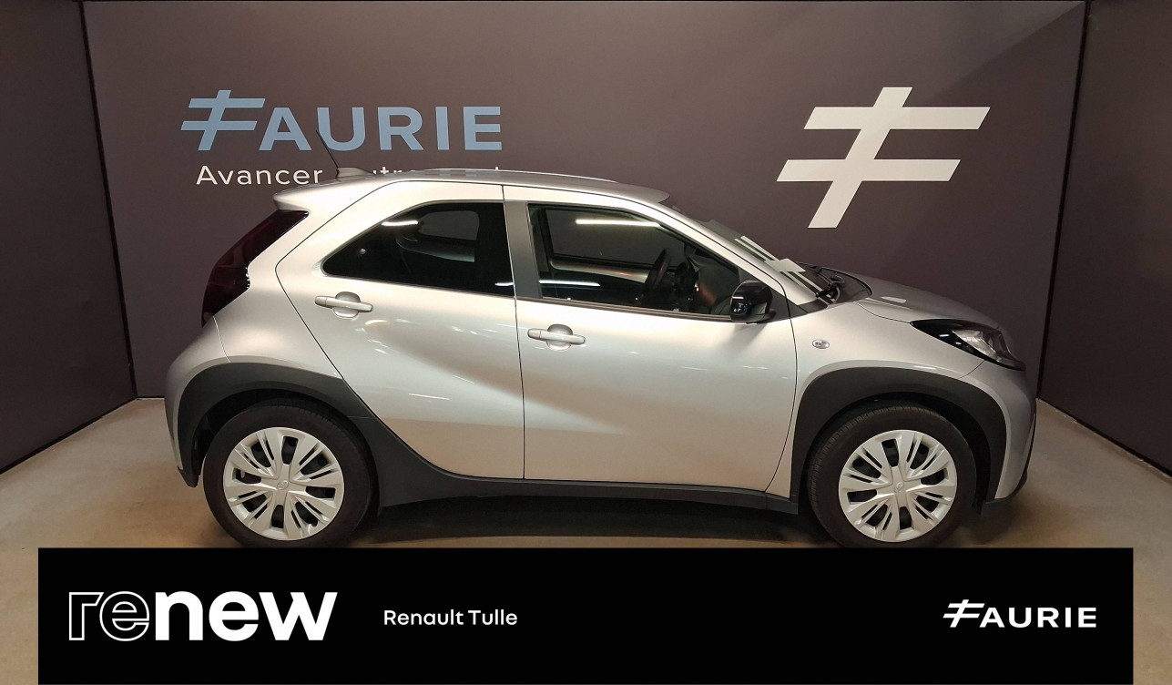 Acheter Toyota Aygo X Aygo X 1.0 VVT-i 72 Active Business 5p occasion dans les concessions du Groupe Faurie