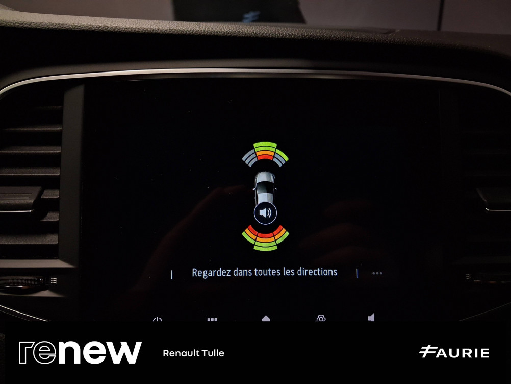 Acheter Renault Megane 4 Megane IV Berline Blue dCi 115 EDC Evolution 5p occasion dans les concessions du Groupe Faurie